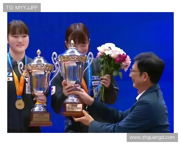 张本美和 4-2 夺冠展奖杯 赛后致谢球迷尽显青春活力